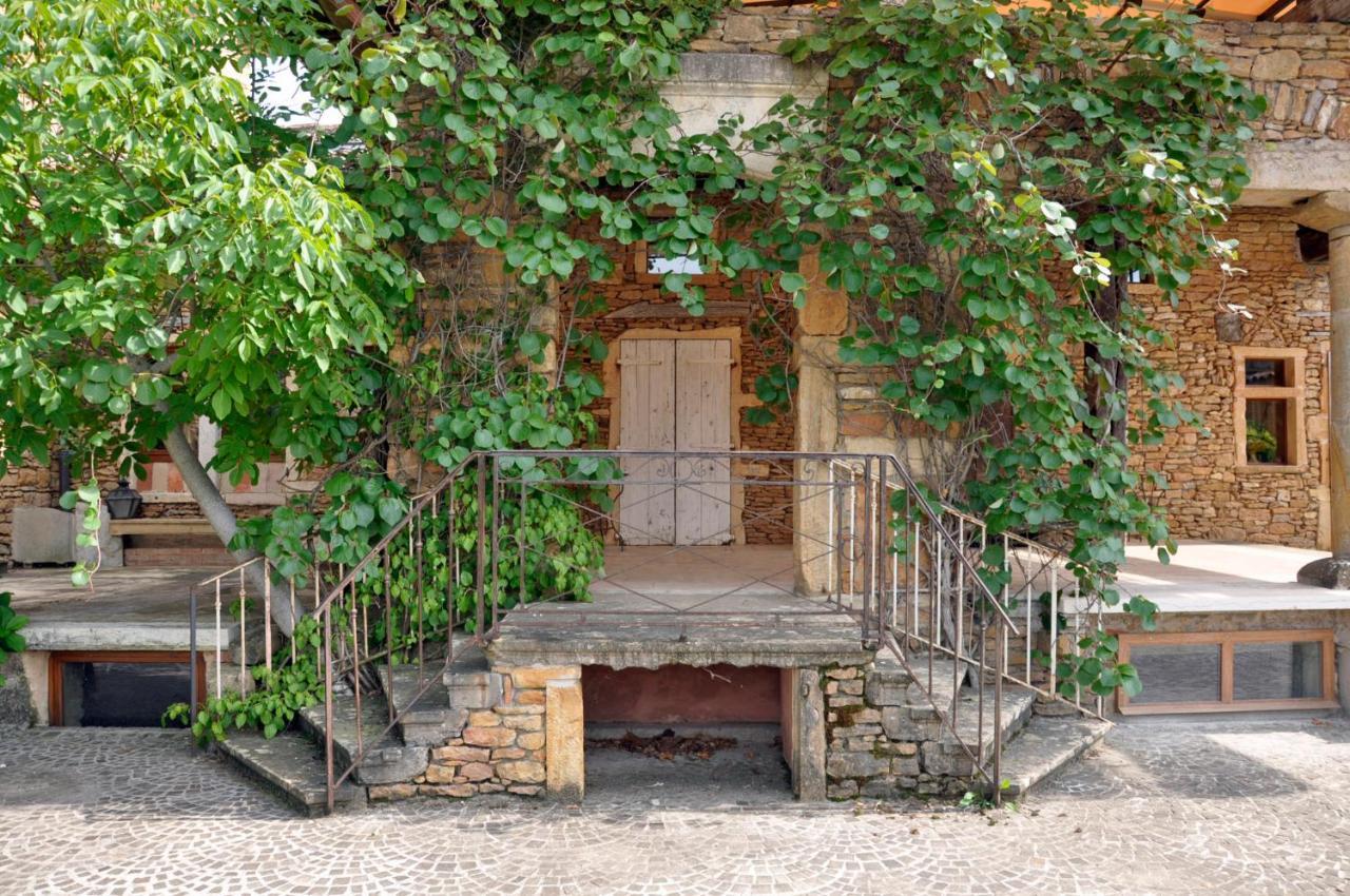 Domaine De La Ruisseliere Hotel Lacenas Buitenkant foto