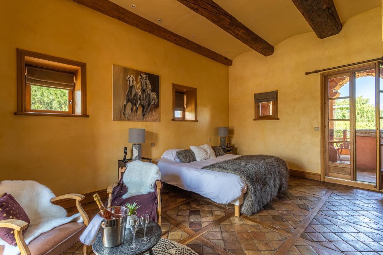 Domaine De La Ruisseliere Hotel Lacenas Buitenkant foto