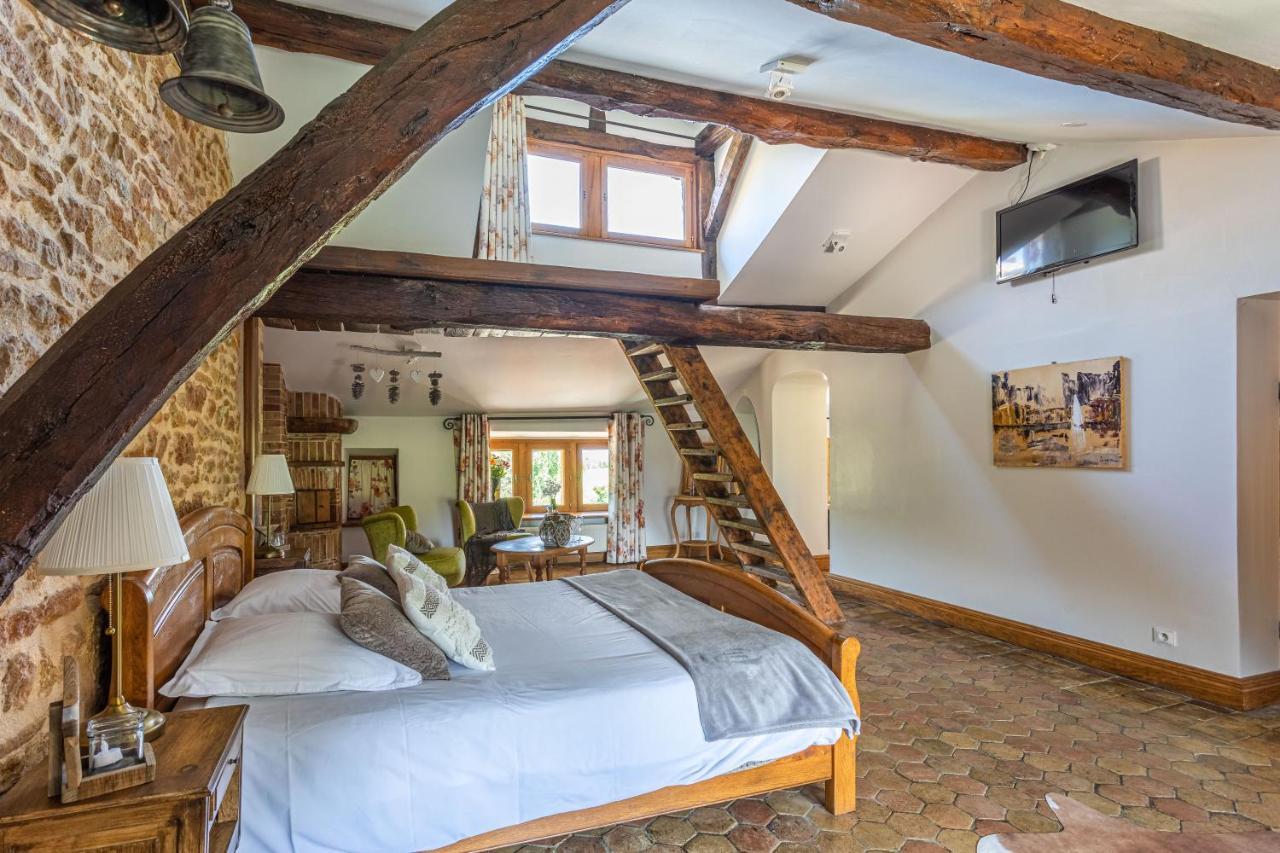 Domaine De La Ruisseliere Hotel Lacenas Buitenkant foto