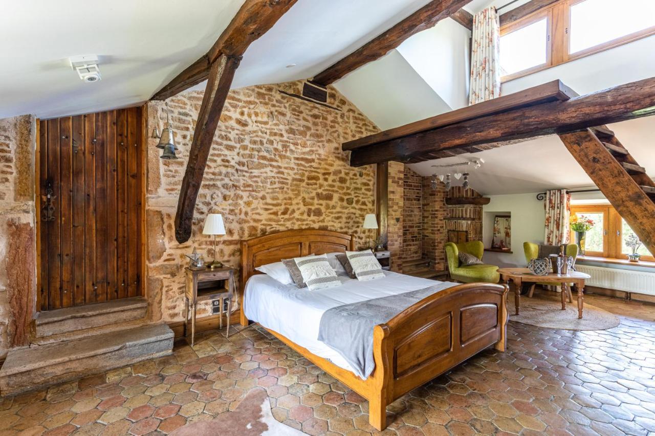 Domaine De La Ruisseliere Hotel Lacenas Buitenkant foto